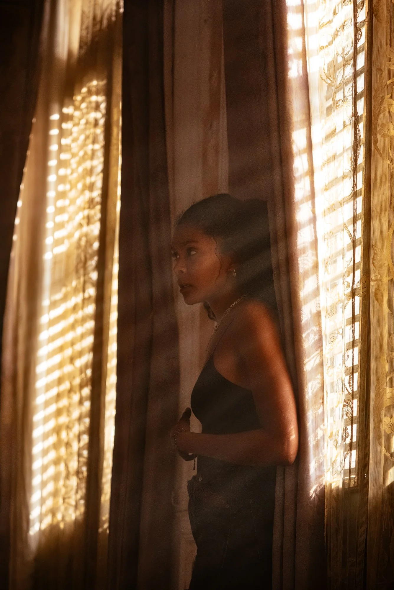 Wildfire - Unit Stills-30.JPG