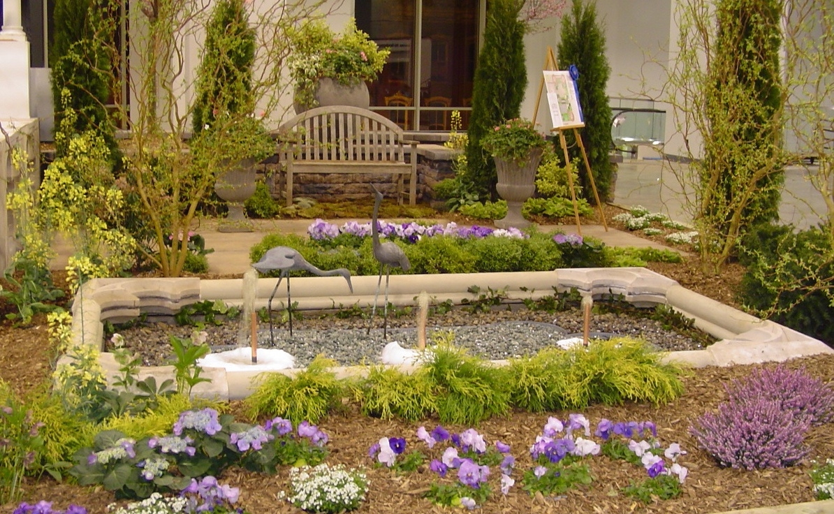 grdn show water.jpg