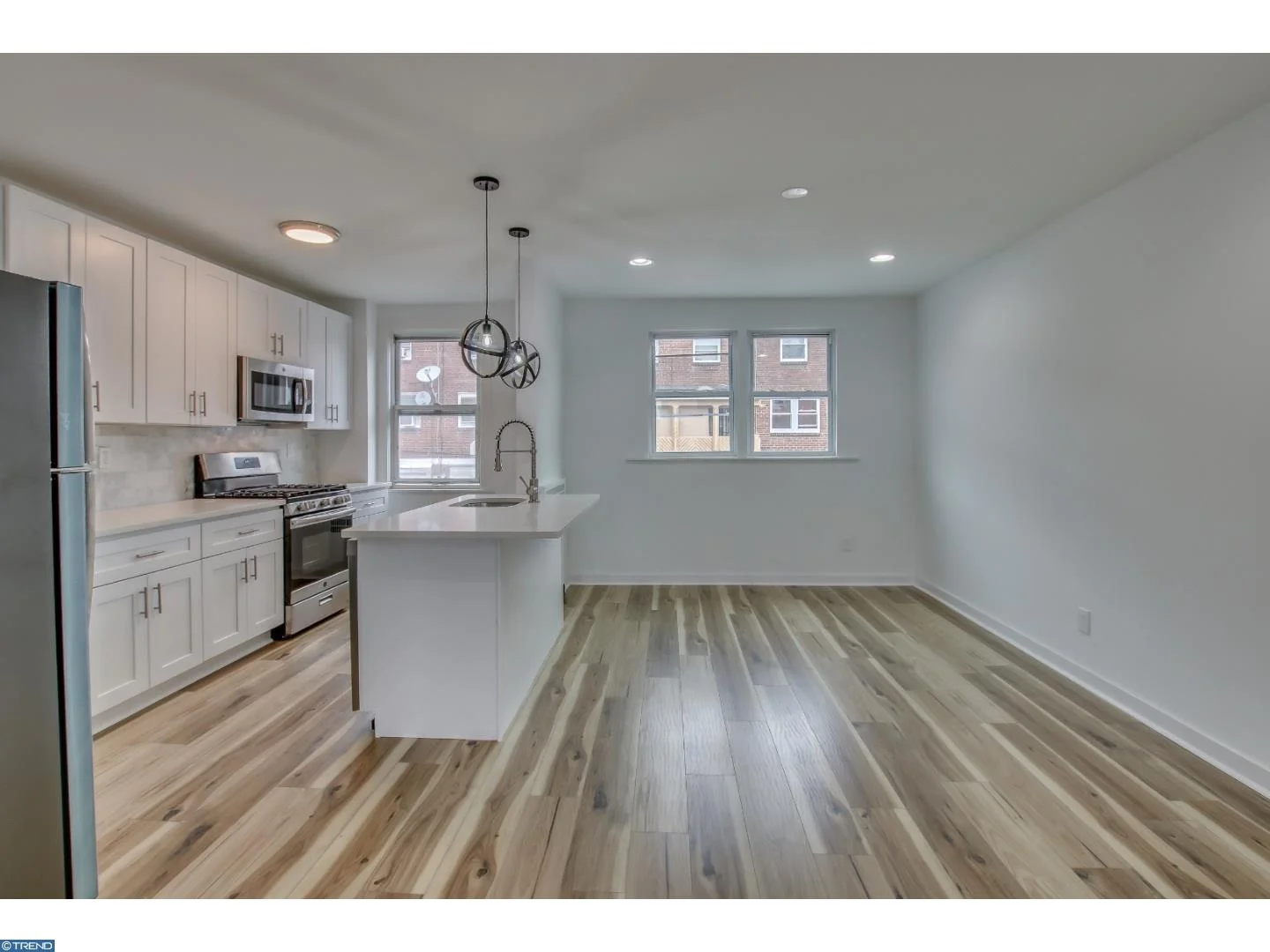 Kitchen &amp; Dining Room