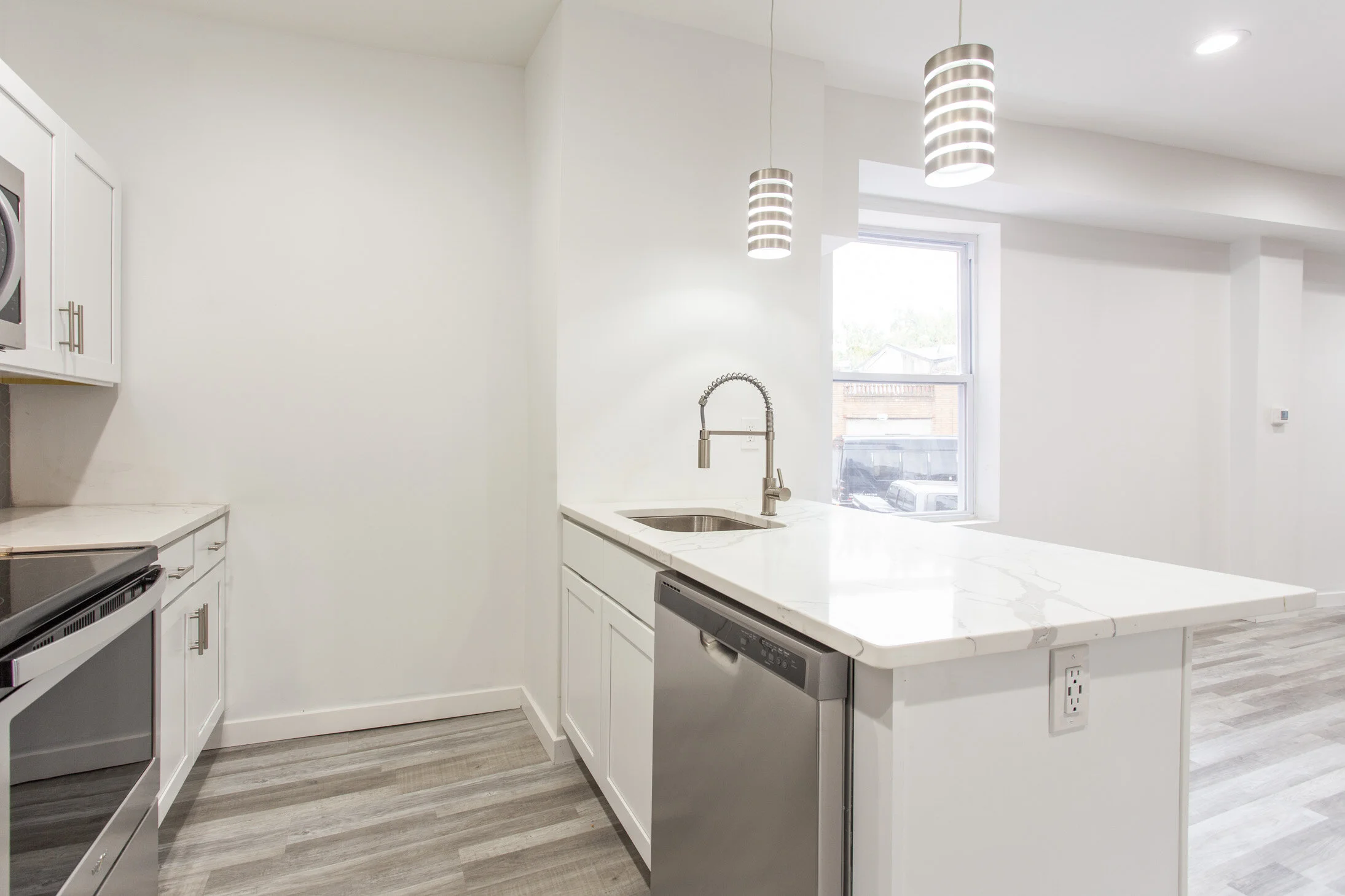 2317 McClellan St8.jpg