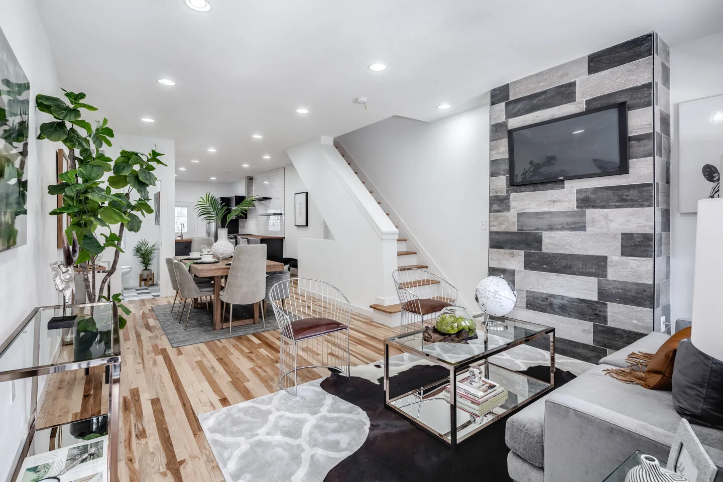 5451 Webster St-MLS-4.jpg