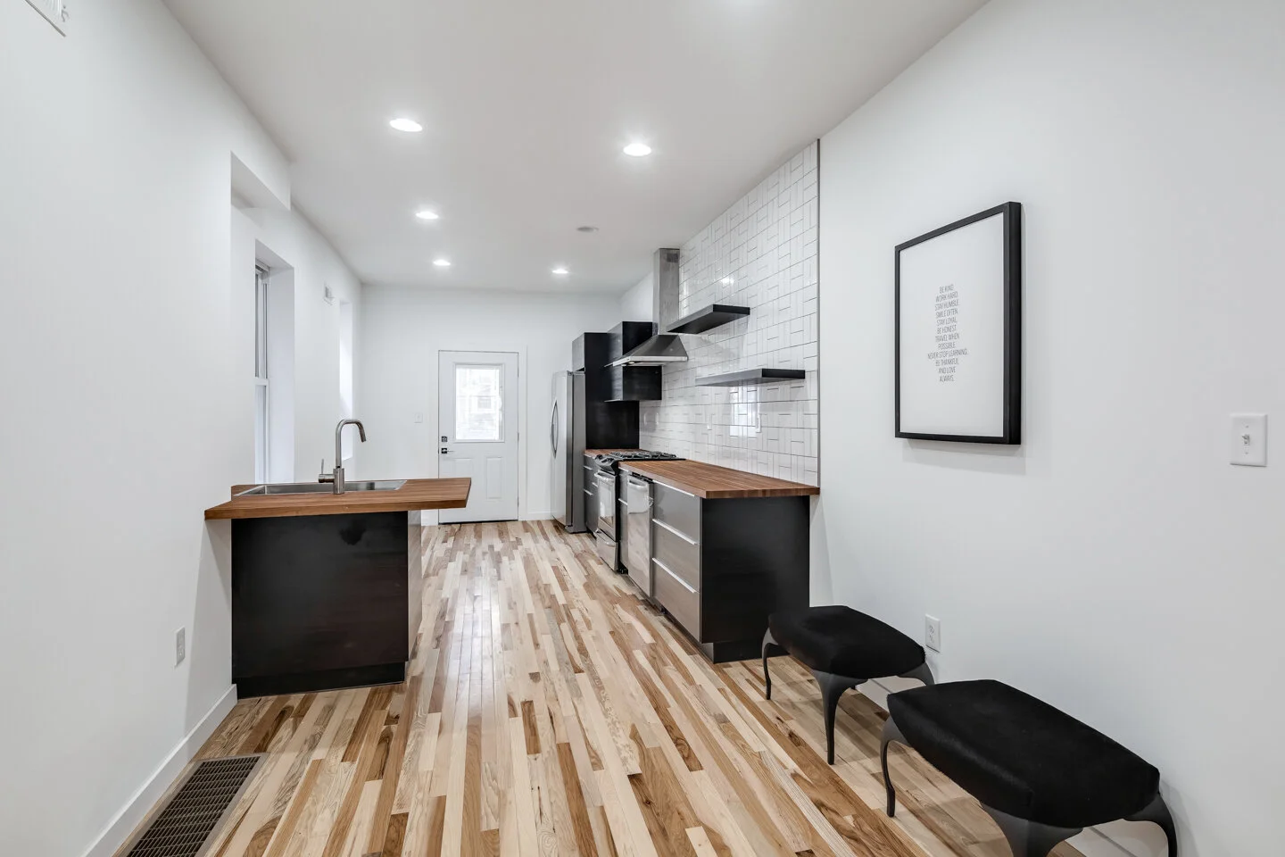 5451 Webster St-MLS-10.jpg