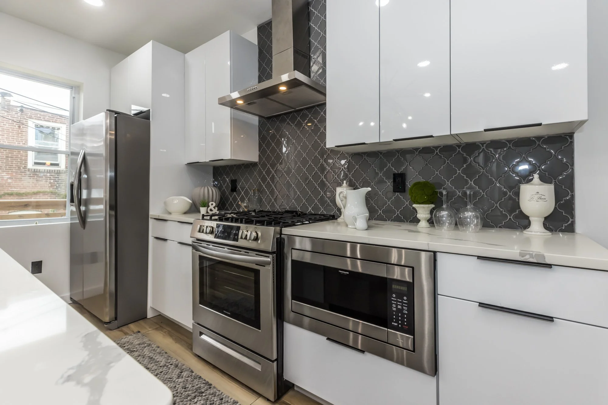 5649 Warrington Ave.-3734.jpg
