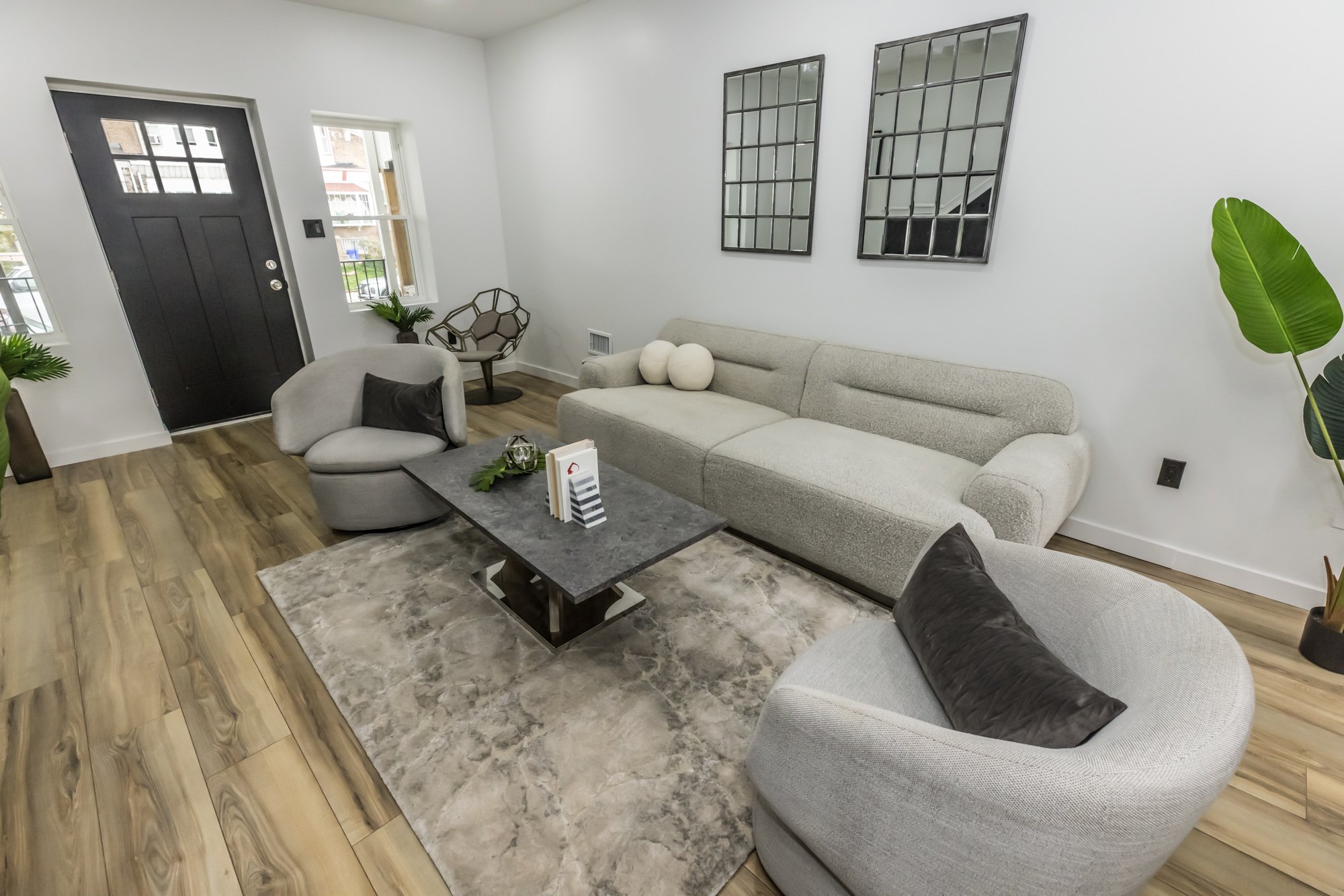 5649 Warrington Ave.-3725.jpg