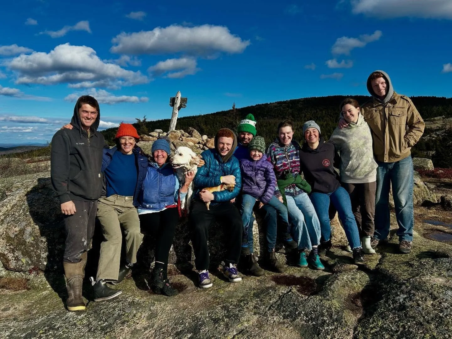 MDI + cousin crew: the very best Thanksgiving capsule. These big smiles, this heart-full feeling, and sweeping island views forever please.