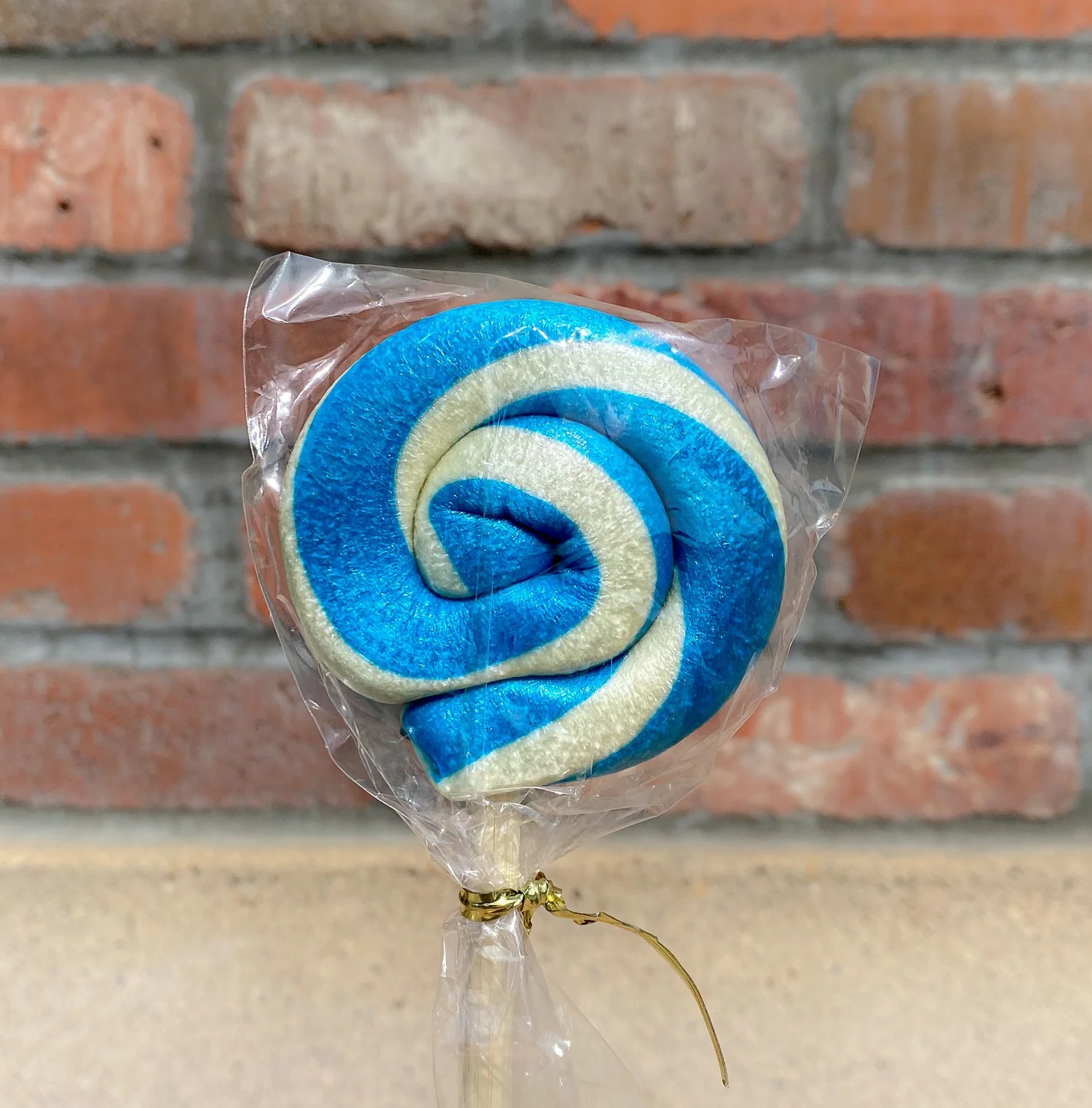 E02CC054-C002-4E44-83CE-