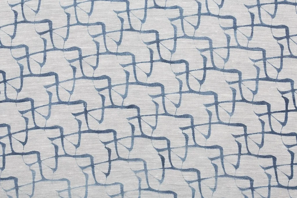 Hiragana 'se' katazome dyed silk and cotton furoshiki, detail