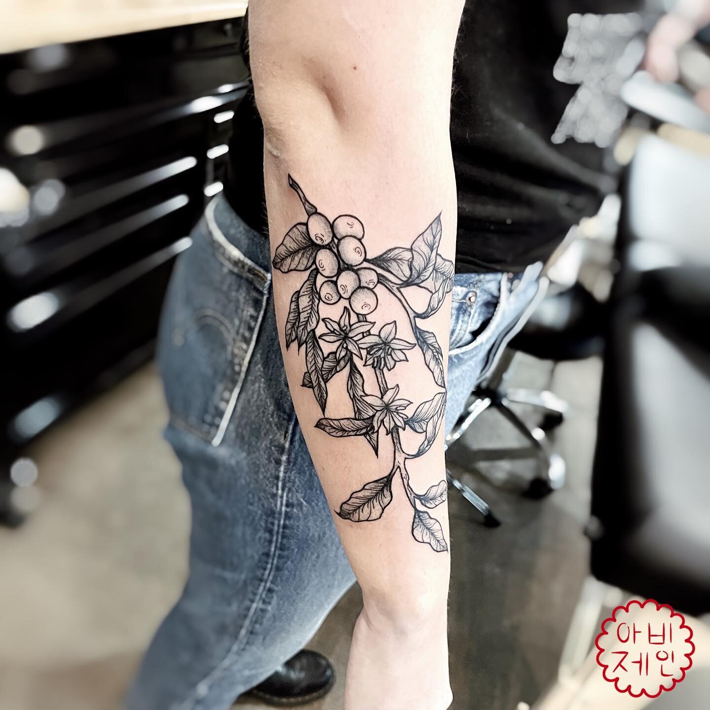 Thank you&hellip;.🌿

#tattoo #flashtattoo #flashtat #ink #inked #tattoodrawing #drawing #linework #lineworktattoo #tattooartist #artist #tattooart #art #tattooing #minneapolis #minneapolistattoo #minneapolistattooartist #minnesota #minnesotatattoo #