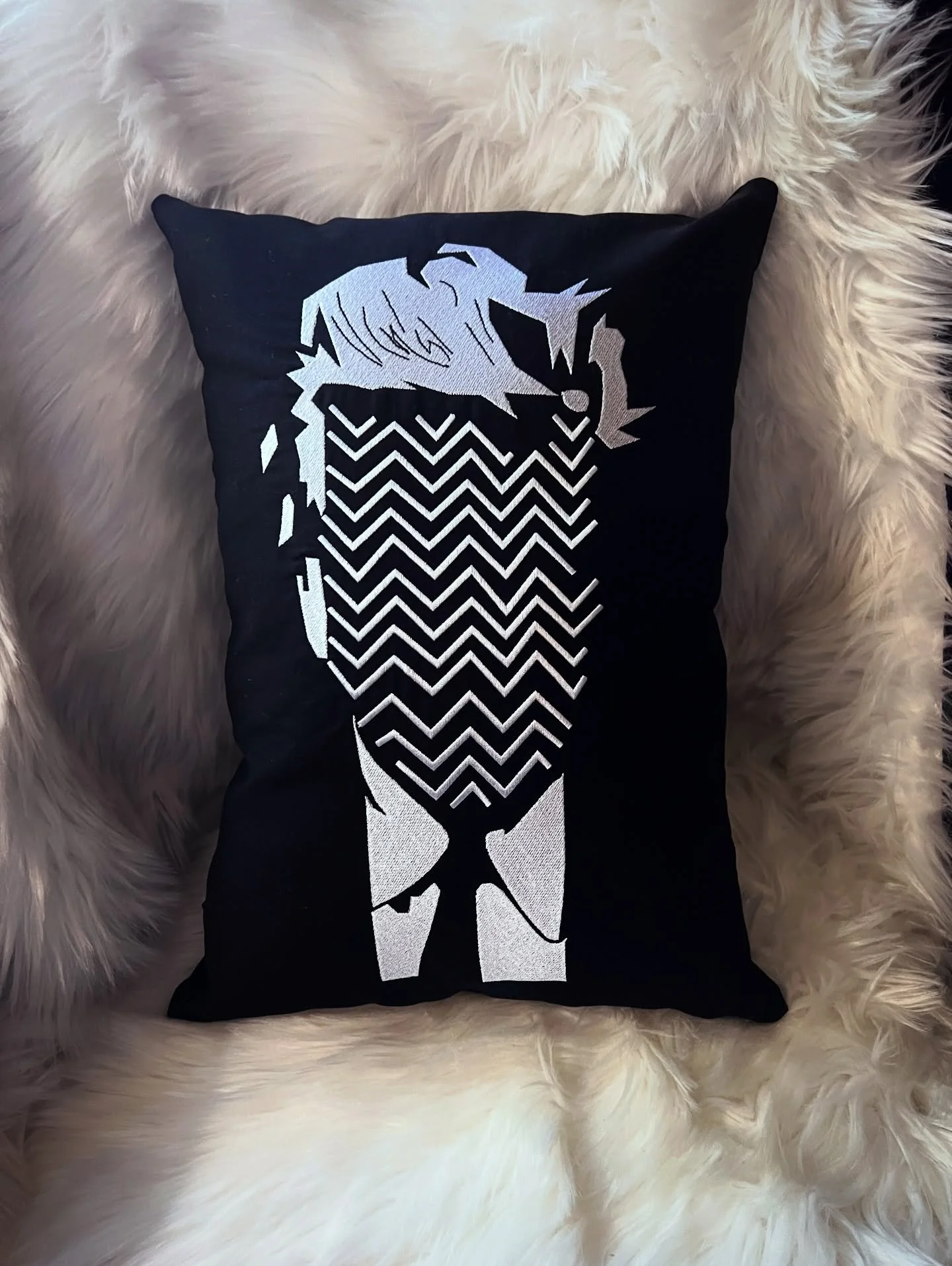 One of the first embroidered designs I created and put in my shop as a patch. It&rsquo;s been a staple in my shop for so long and I wanted to try out the design in a new way, as it&rsquo;s also been one of my favorites. 

✨ Micheleambra.net/shop/cush