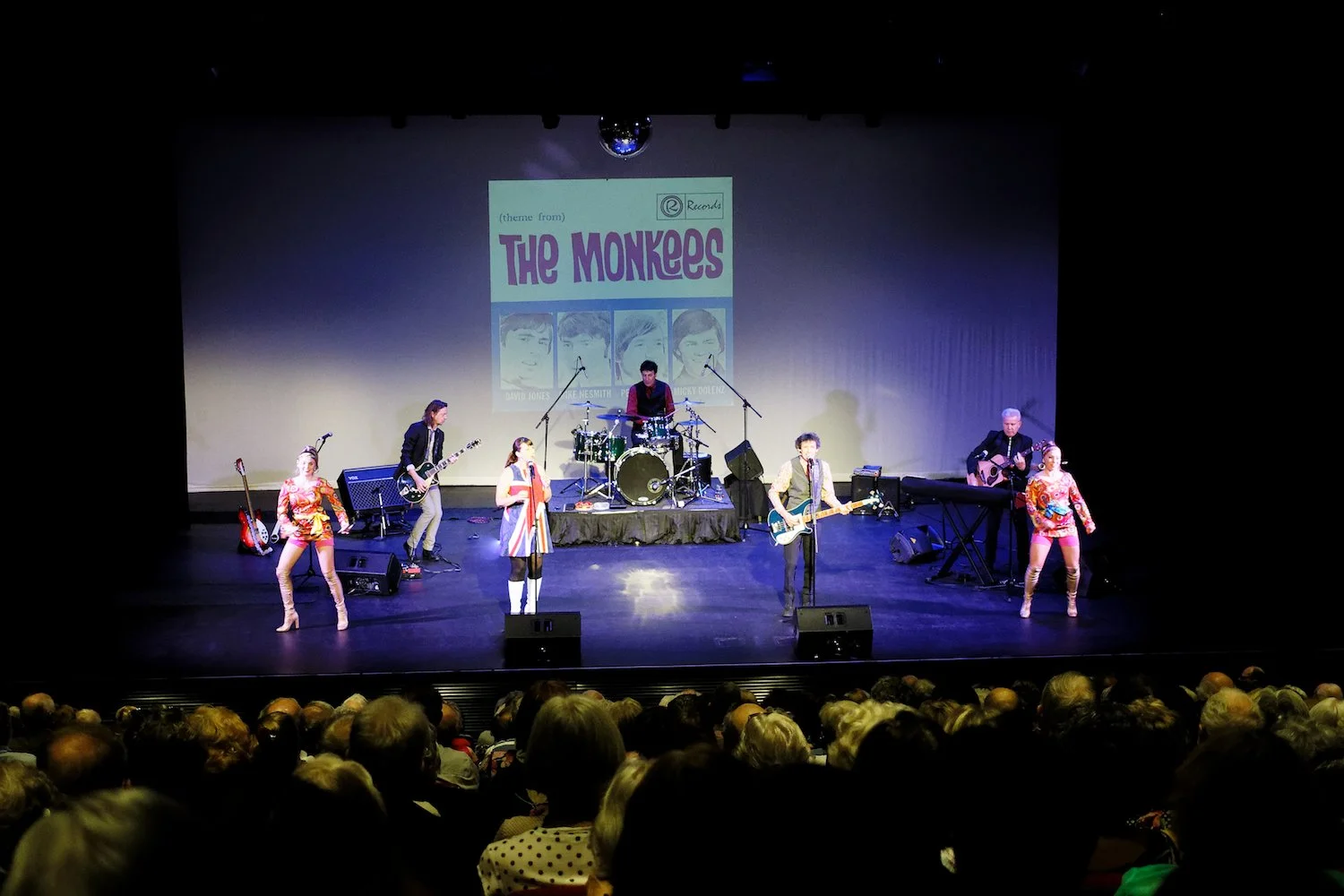 theswingingsixtiesshow.jpg