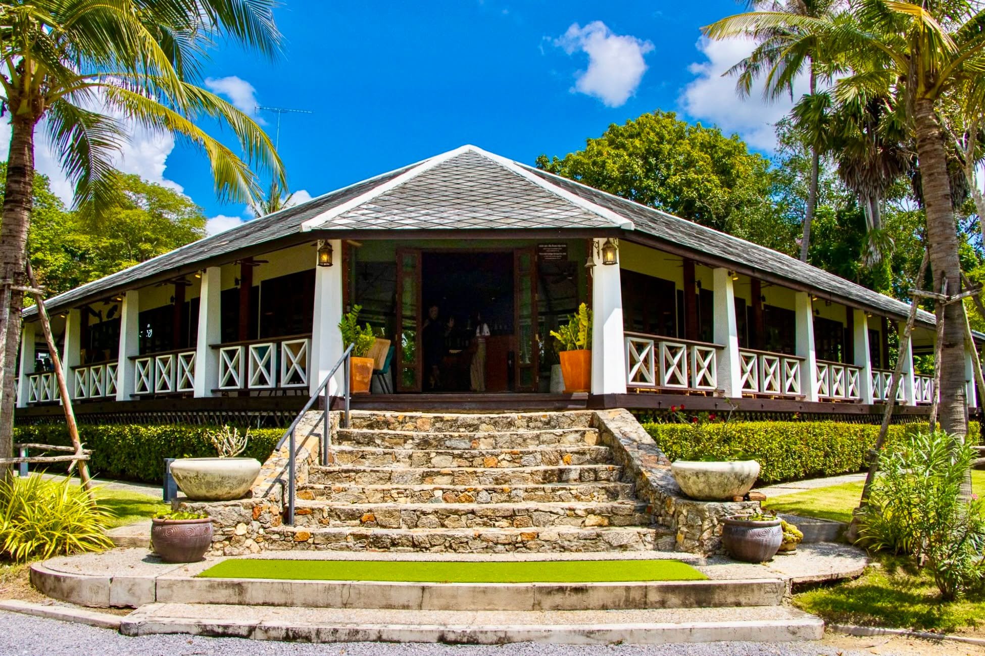 🇬🇧 Luxury News Online - Club Vivanova Launches Thailand Event Series This August 2025 &ndash; Bangkok, Hua Hin and Pattaya 

Read more online:
https://luxurynewsonline.com/club-vivanova-launches-thailand-event-series-this-august-2025-bangkok-hua-hi
