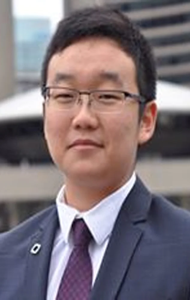 Yifan Zhang | Toronto, ON