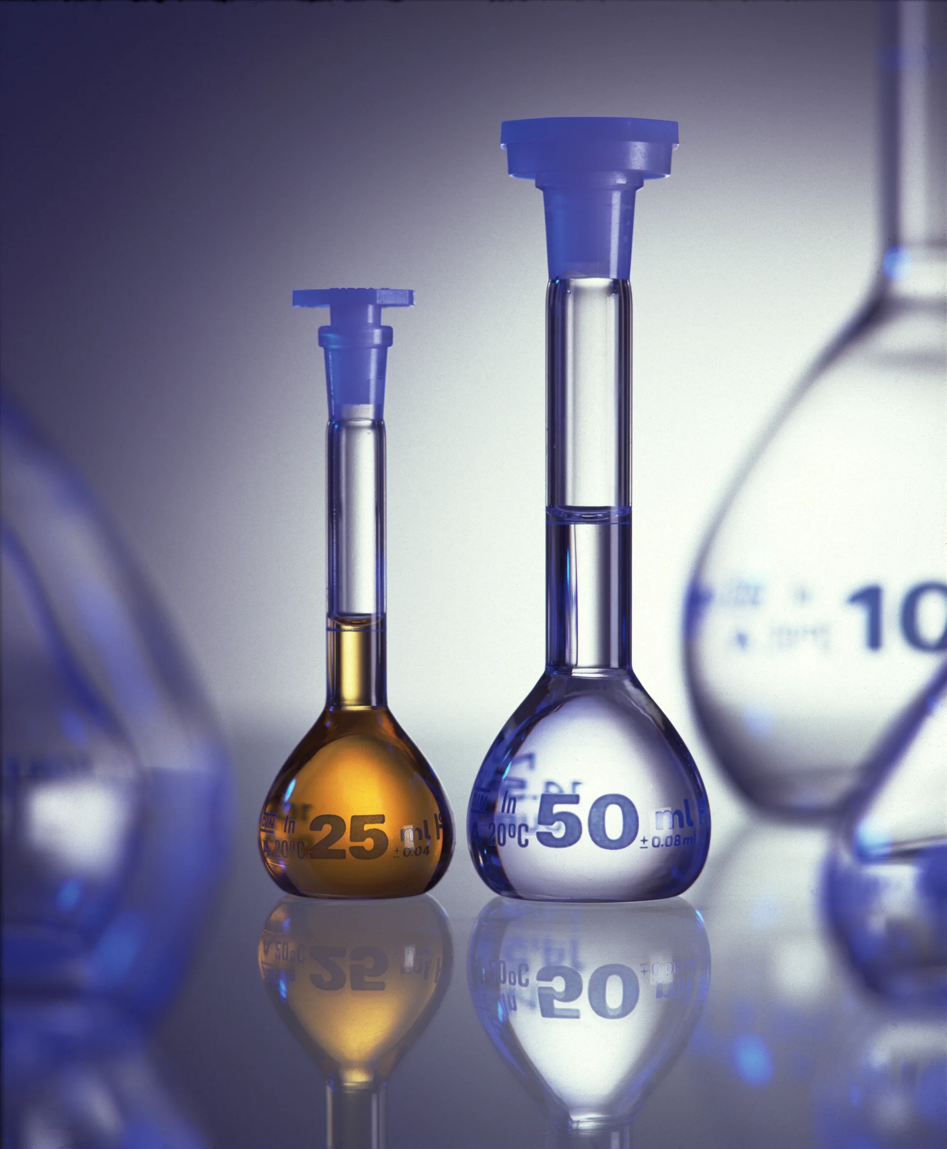 Chemie Schwarz Fotodesign.jpg