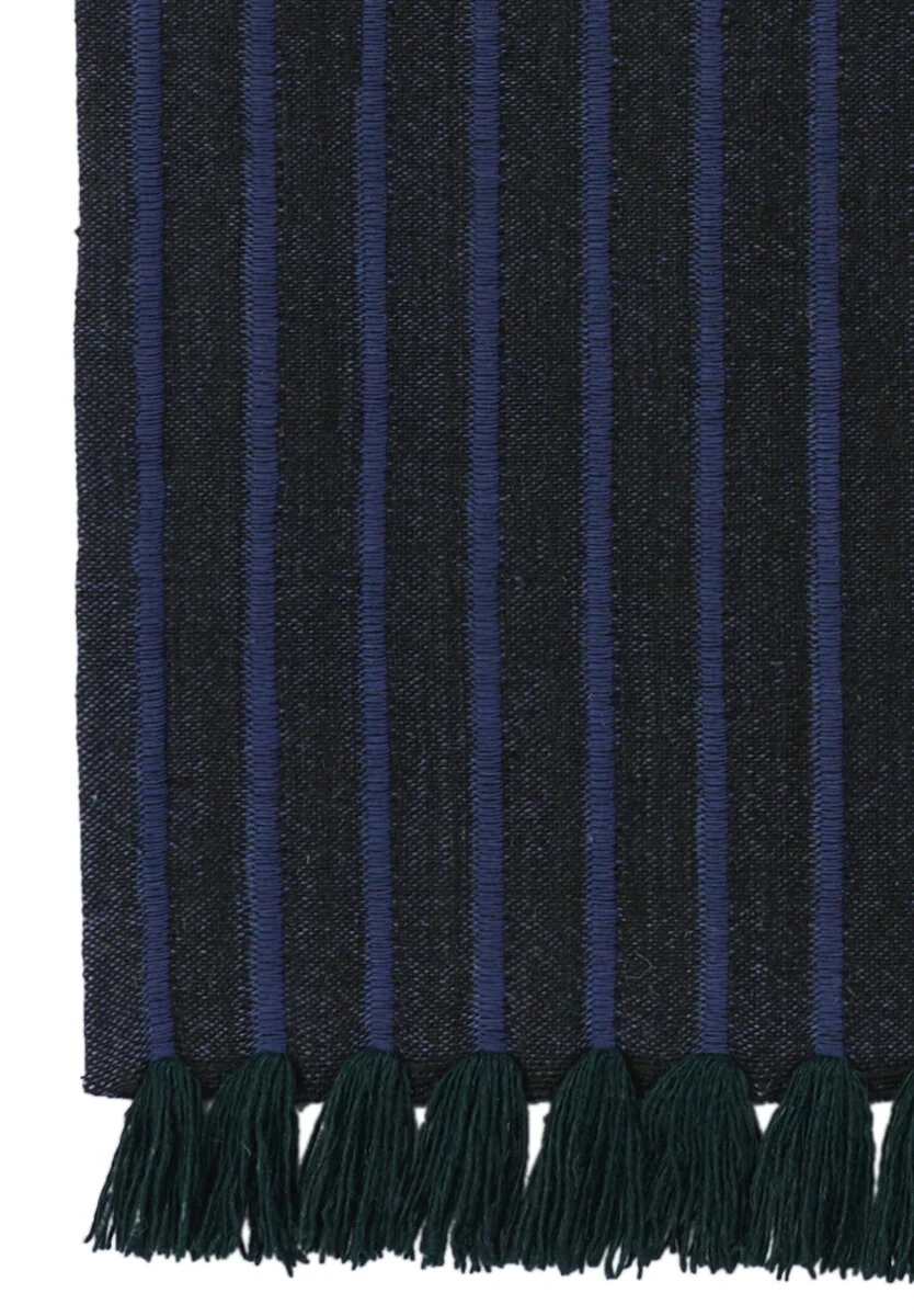 RIB-detail-fine-dark-blue.jpg