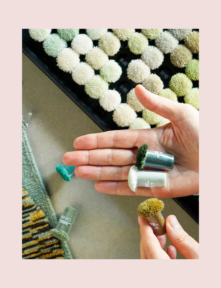 TieDye-Pompoms_©feliXbroede Kopie.jpg