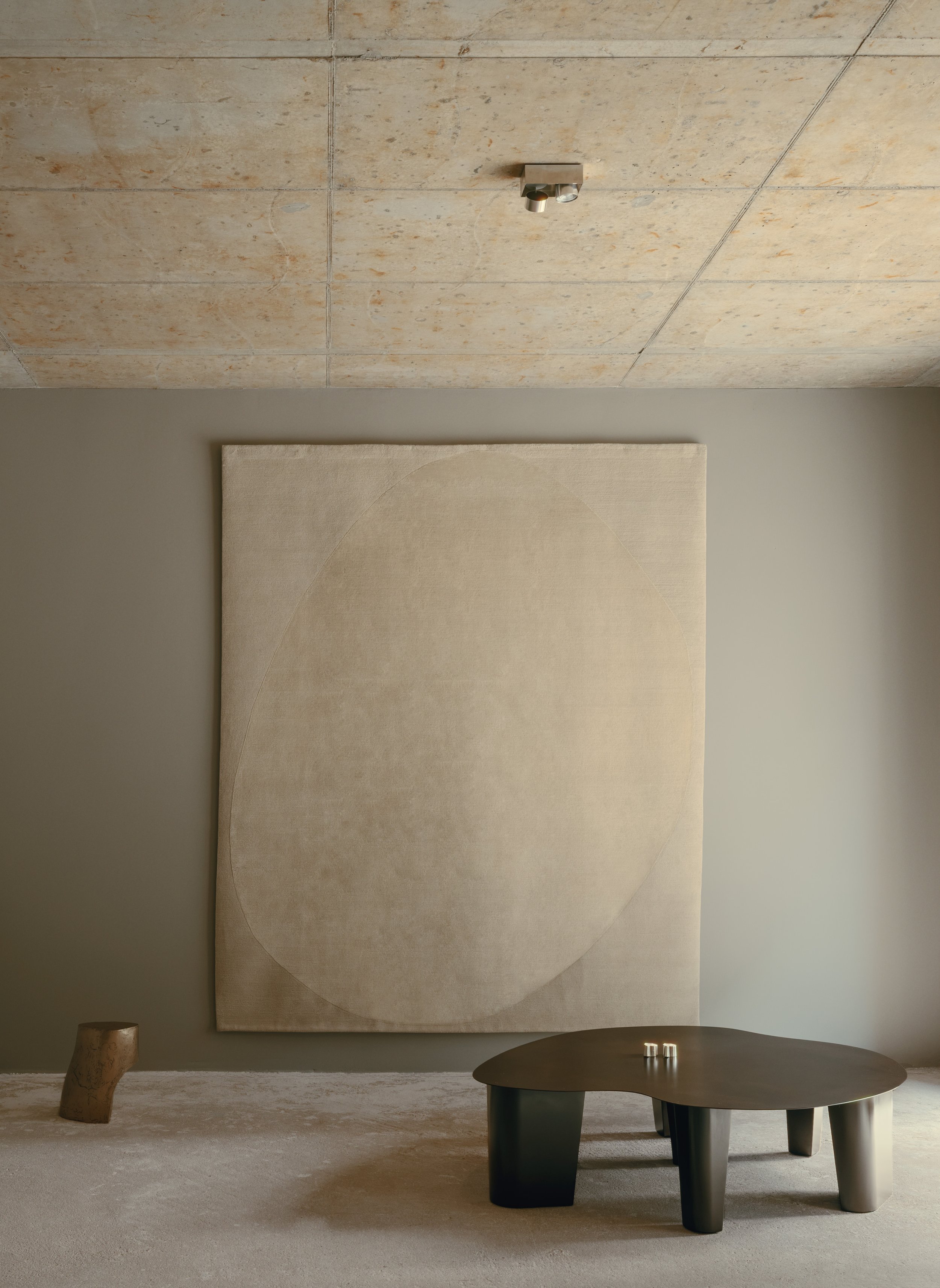 Website©Nino Tugushi 26-09 Currents-Studio Mara & Reuber Henning_SMNT_01.jpg