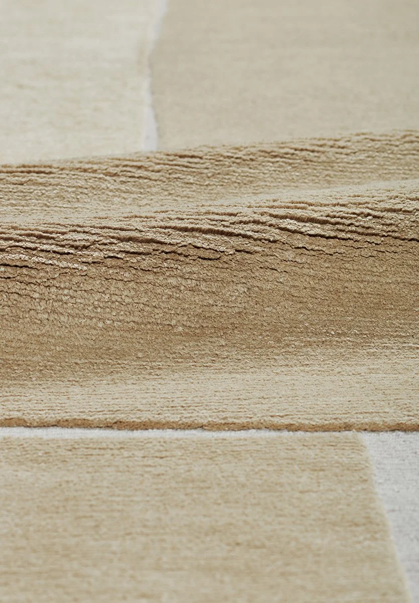 Line Up-Cream_detail.jpg