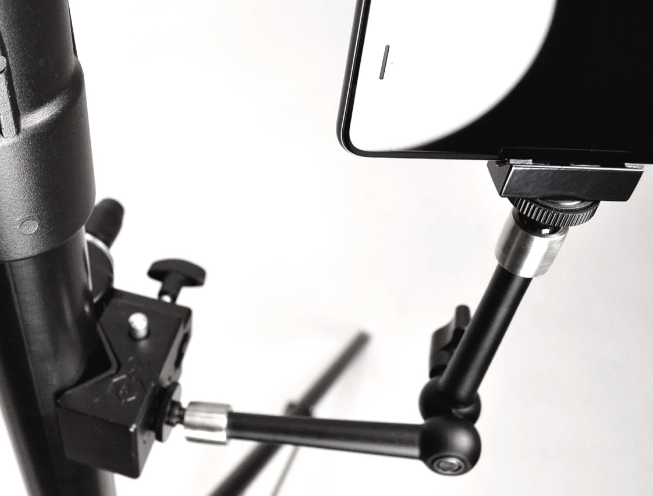 Articulating-Arm-Mount-with-Clamp-7.jpg
