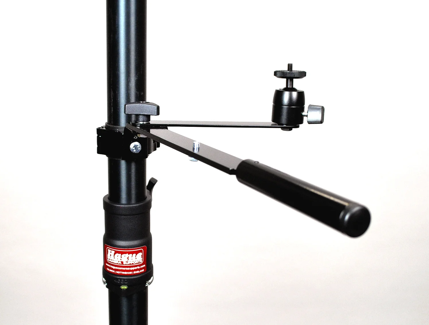 Hague-Aerial-Mast-Pole-Clamp-with-Monitor-Mount-and-Remote-Control-Powerhead-Control-Box-Bracket-4.jpg