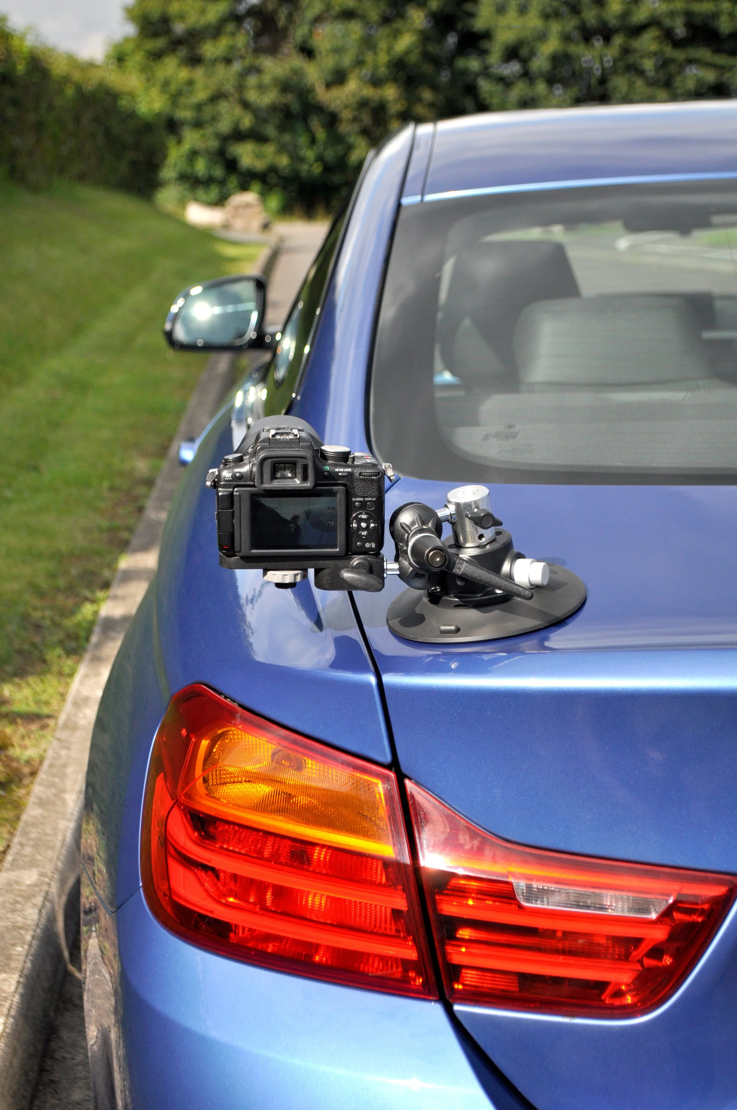 Hague-SM1-Car-Suction-Mount-21.jpg