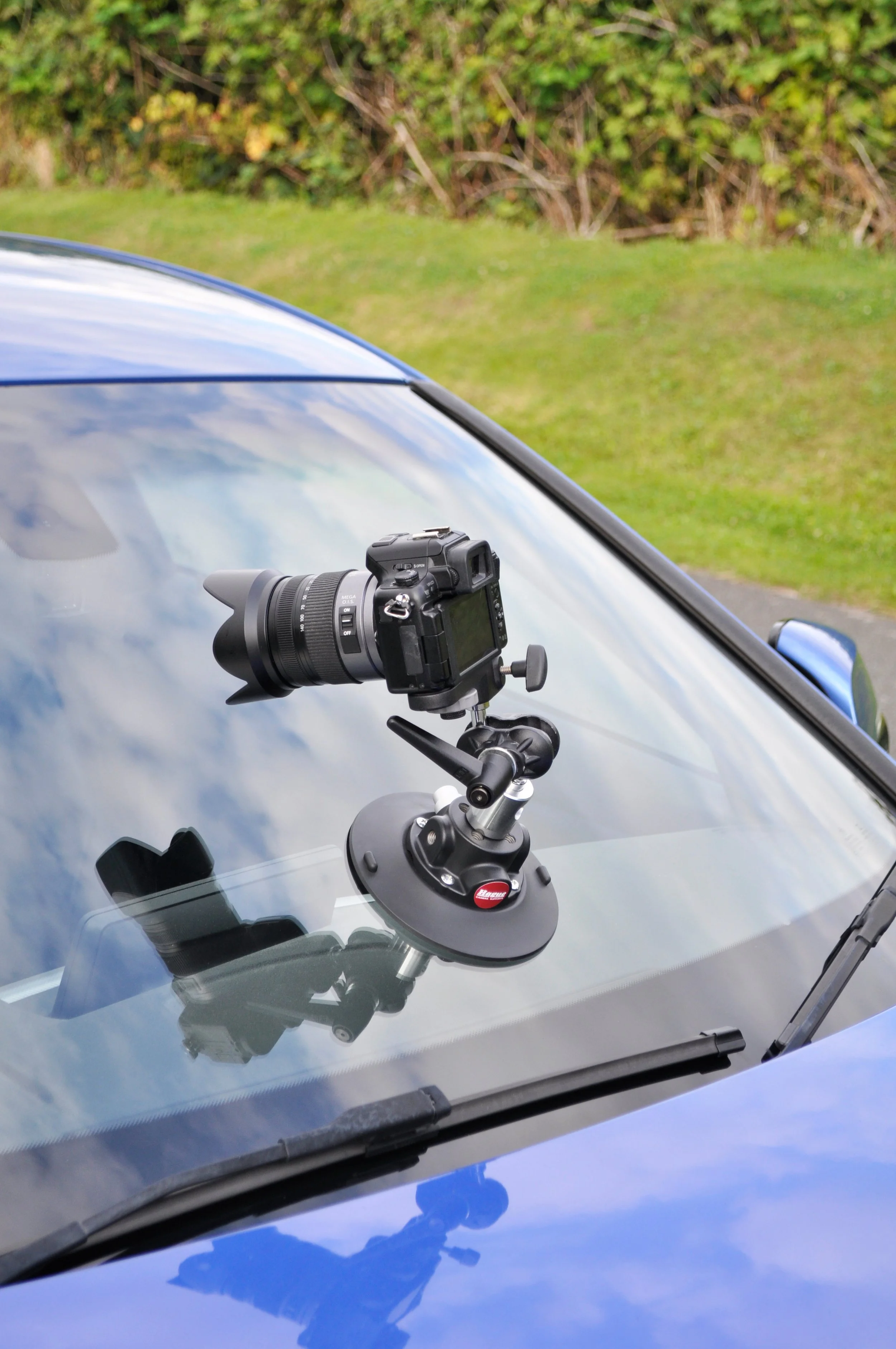 Hague-SM1-Car-Suction-Mount-35.jpg