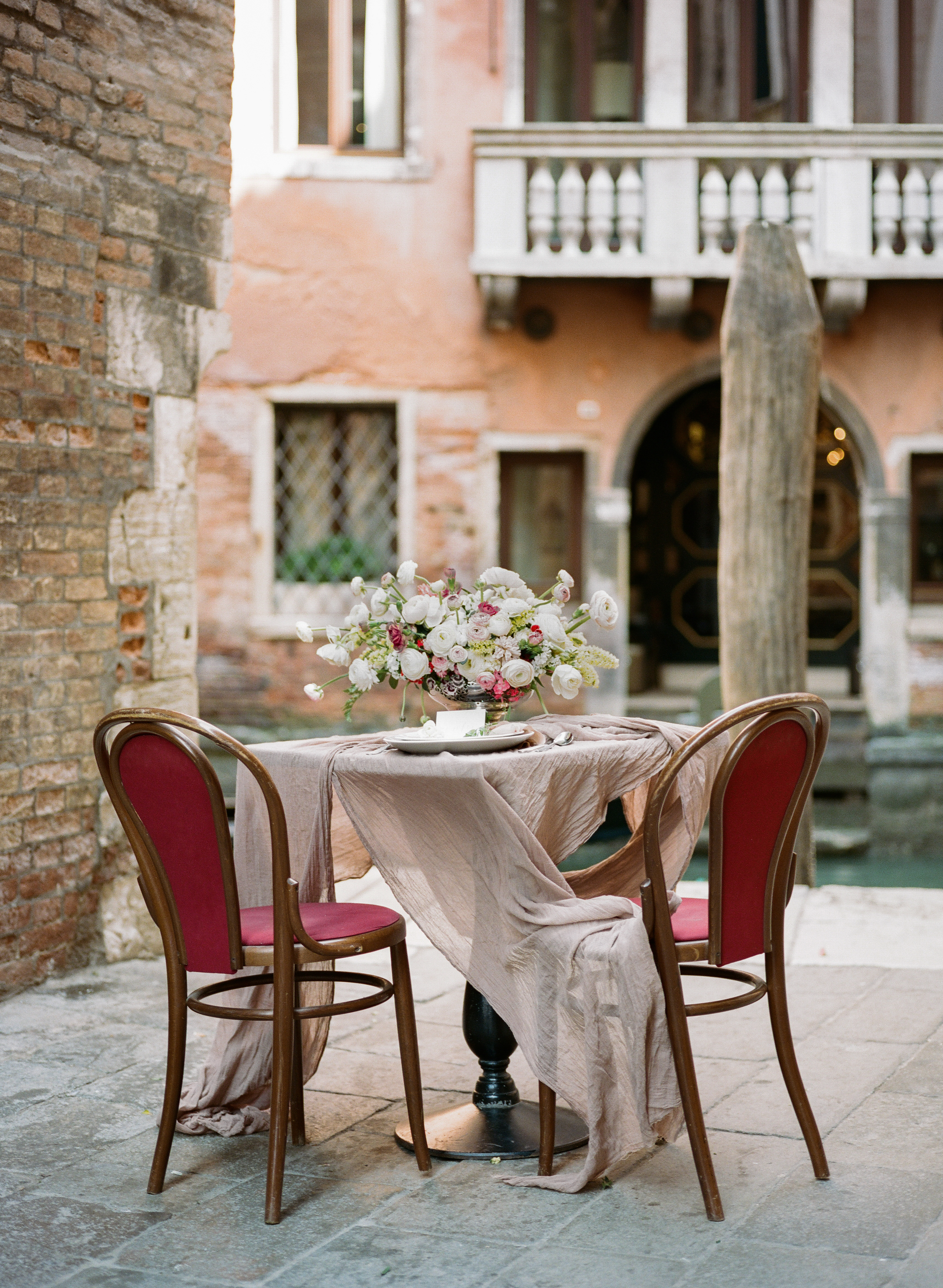 sapphireevents.com | Sapphire Events New Orleans and Destination Luxury Wedding Planning and Design | Elopement in Venice Inspiration | Archetype Studio | Laura Hooper Calligraphy