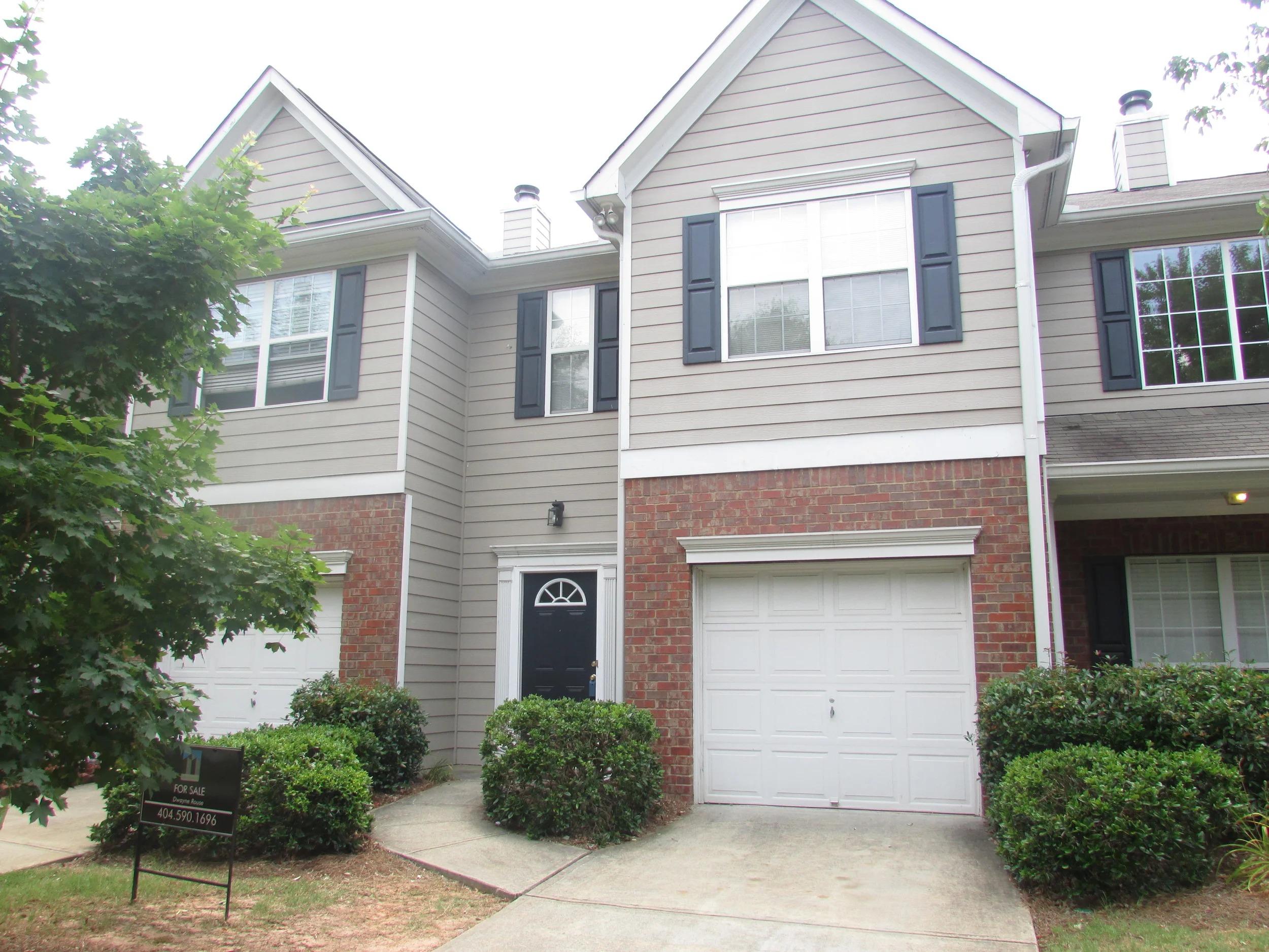 11 Oak Green Drive