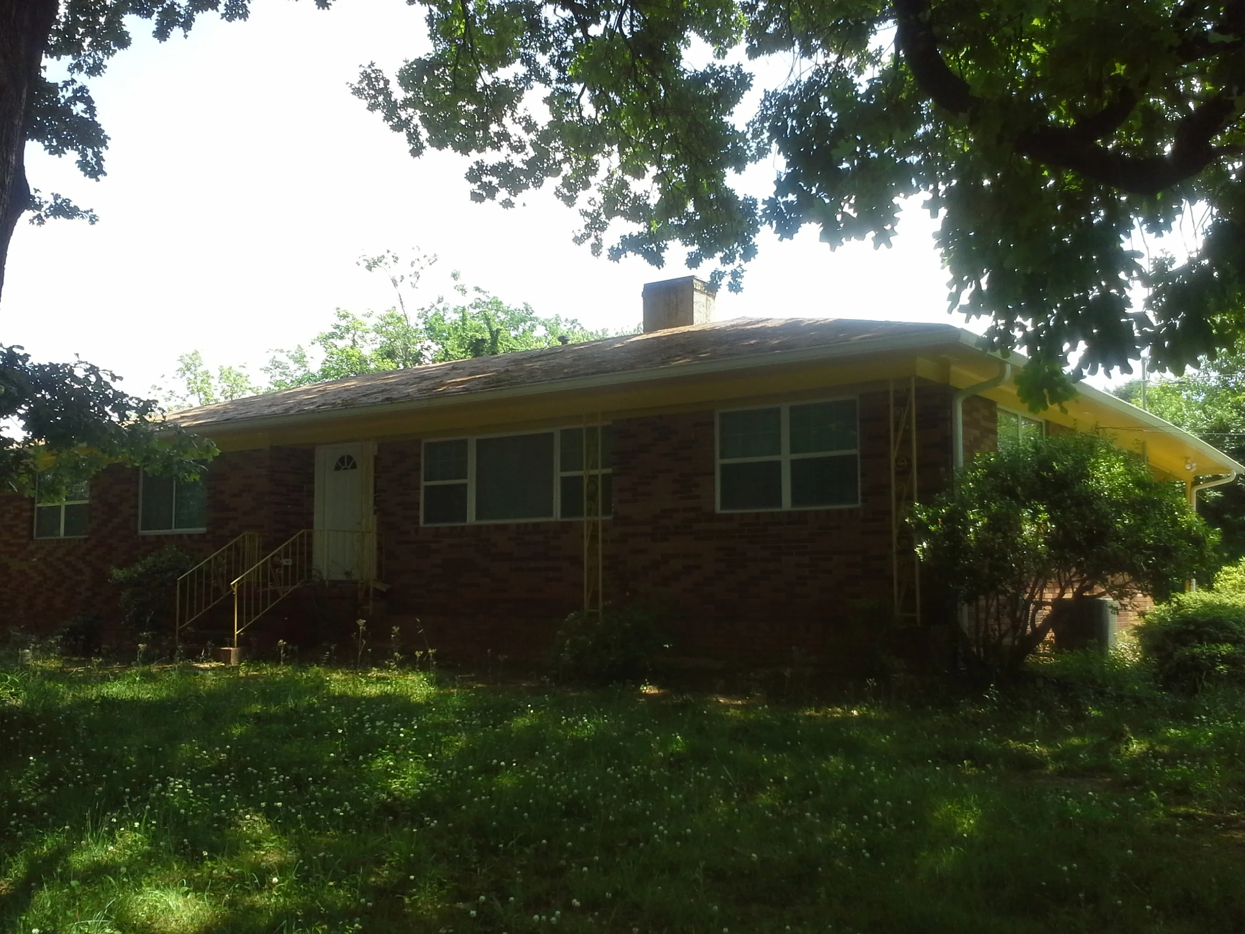 203 W Simon Terrace