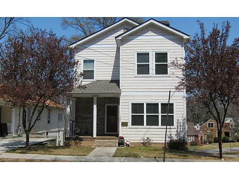 1027 Westmoor Drive