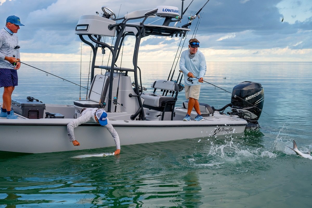 Tarpon in the front, tarpon in the back &hellip; because @power.pole MOVE is on the front and dual @power.pole&rsquo;s are on the back! 👑⚓️