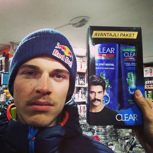 Moustache vs. REAL moustache 
#snowmads in Turkey
@fabian_lentsch