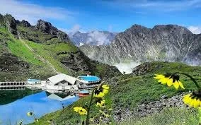 Himalayan Pilgrimage: Hemkund Sahib / Valley of Flowers + Badrinath