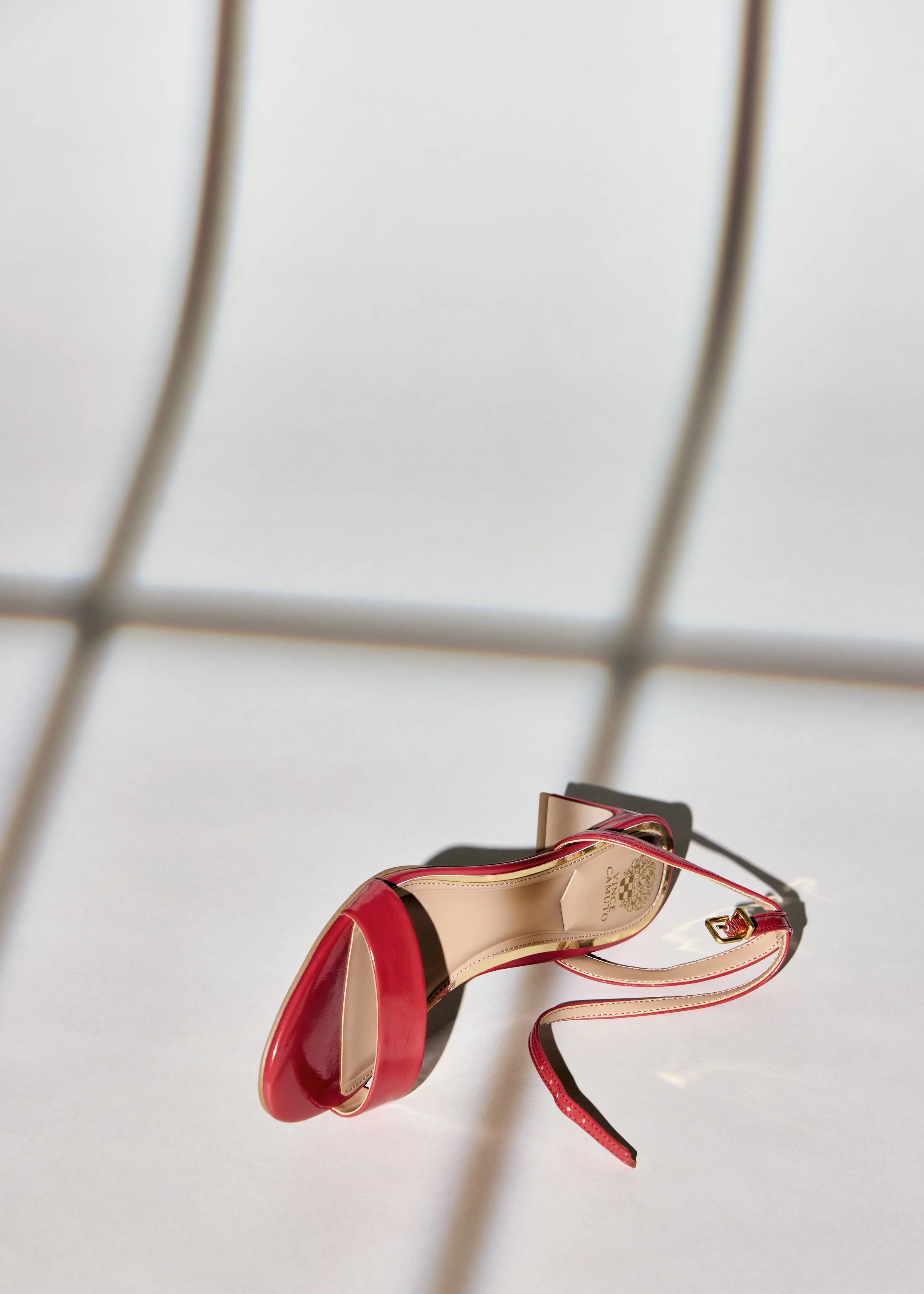VC_MAY25_LYLAH_FW_SL-01_LR_RGB.jpg