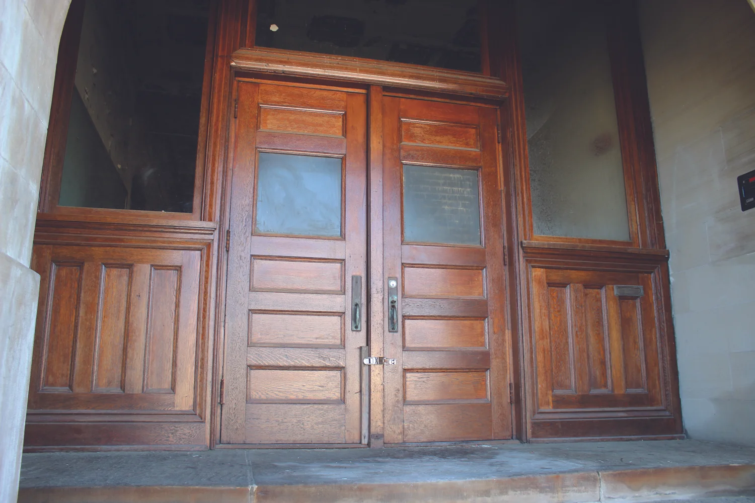 IMG_9520 doorway.JPG