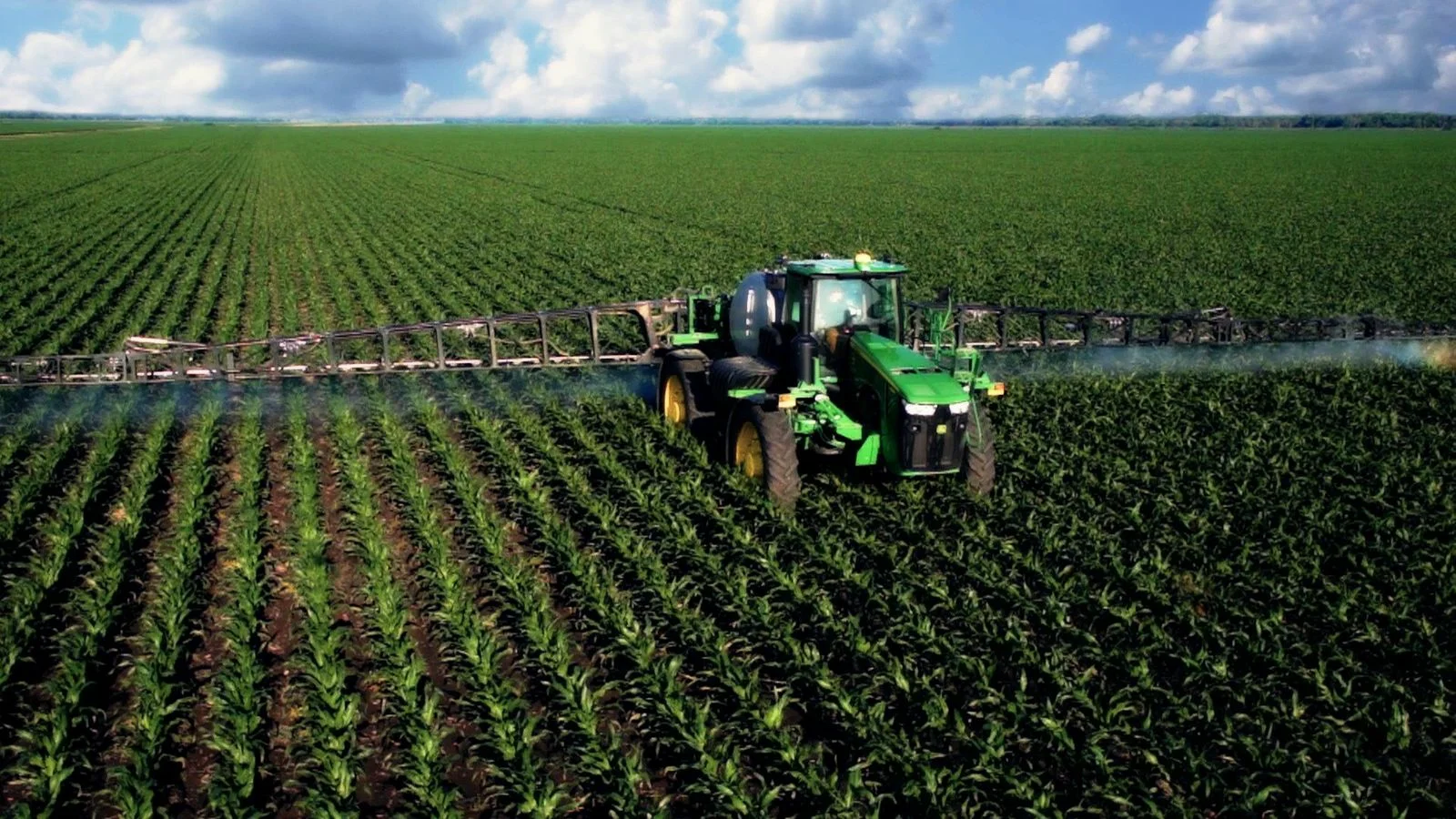 Figure SEQ Figure \* ARABIC 1 : Farming process are increasingly becoming mechanized