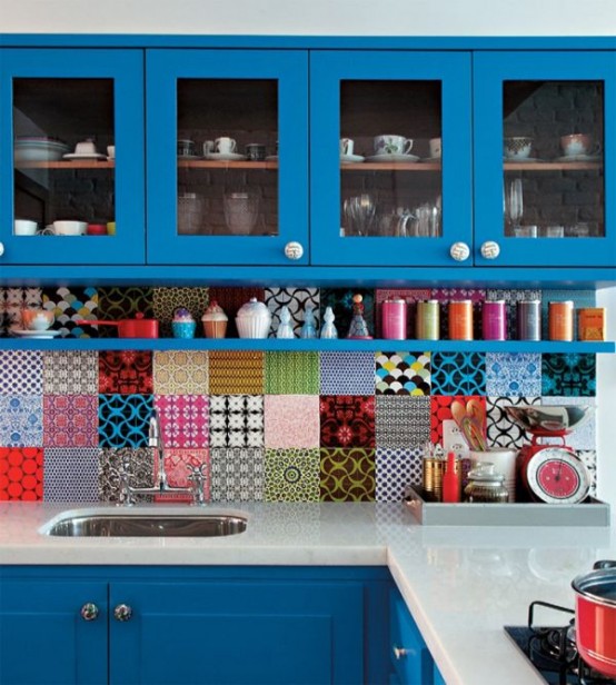 colorful-kitchen-backsplash-ideas-6-554x616.jpg