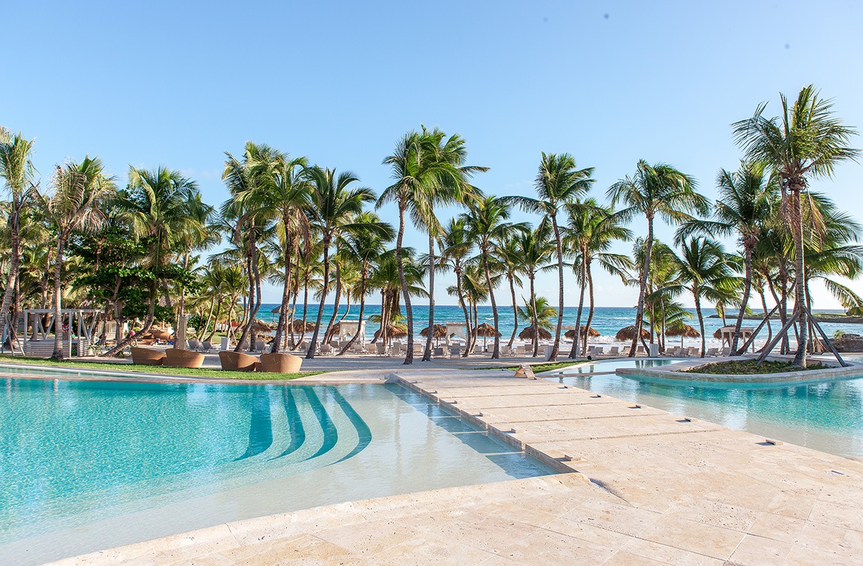 eden_roc_beach_club08.jpg