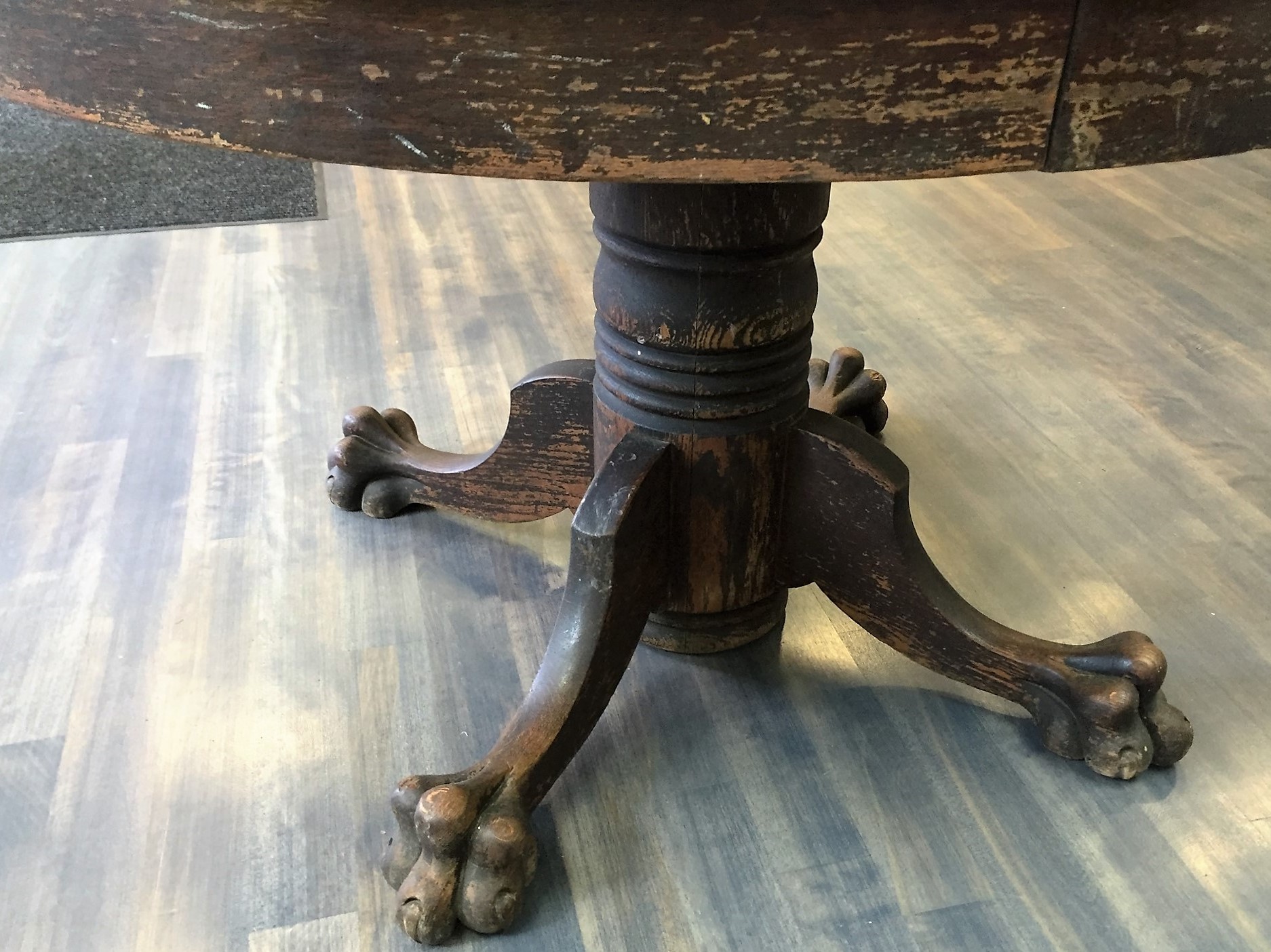 I picked up this table for my shop at a local antique fair. The wear and tear on the claw foot legs is what caught my eye!