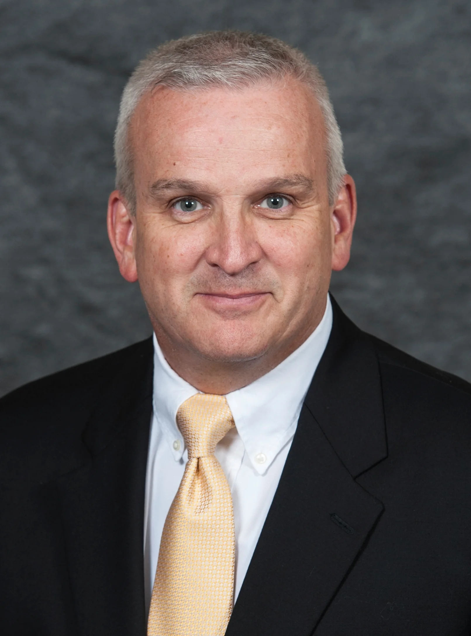 Kelly, Tim Suit.jpg