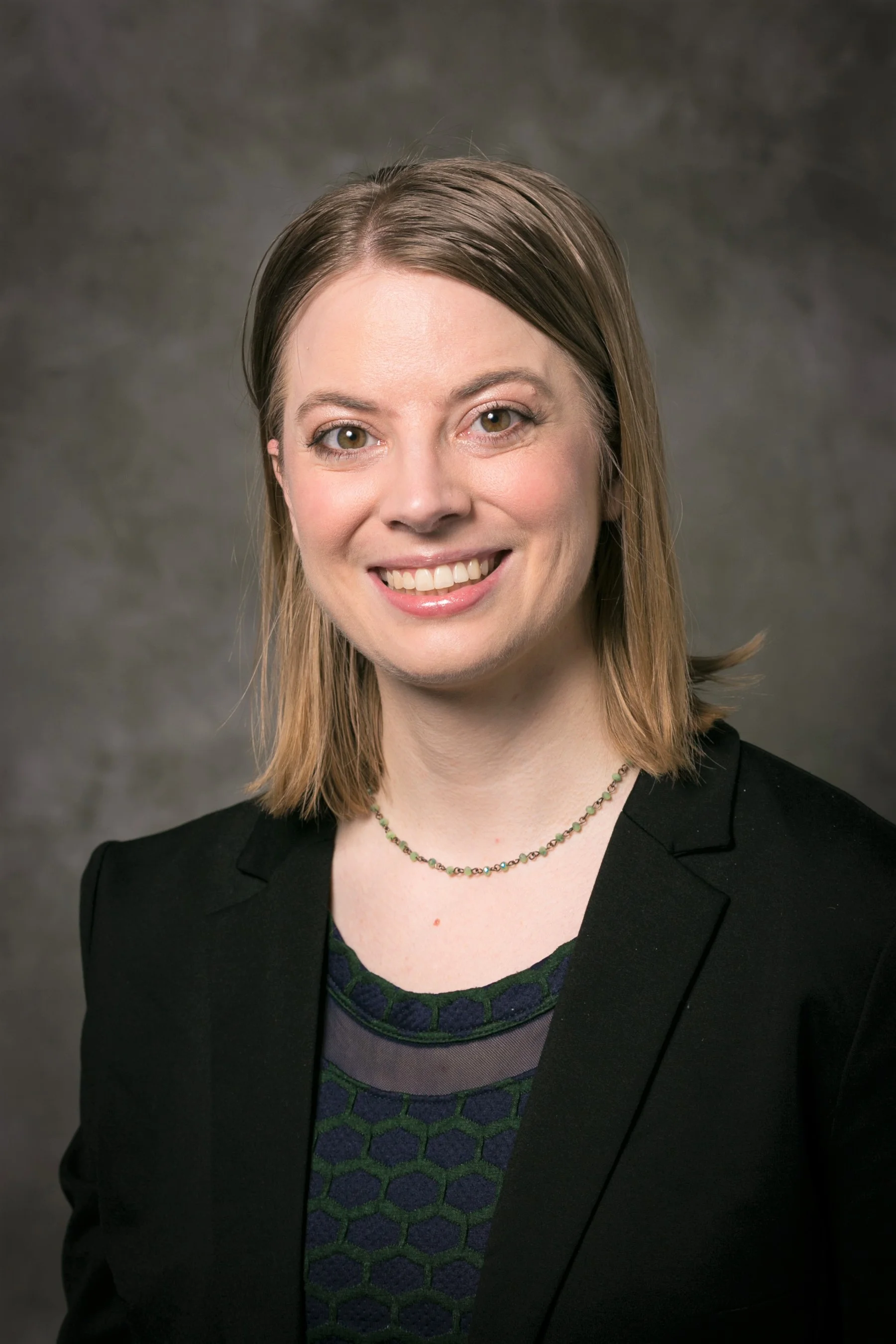 Kathleen Bachynski Head Shot AAAS 2017.jpg