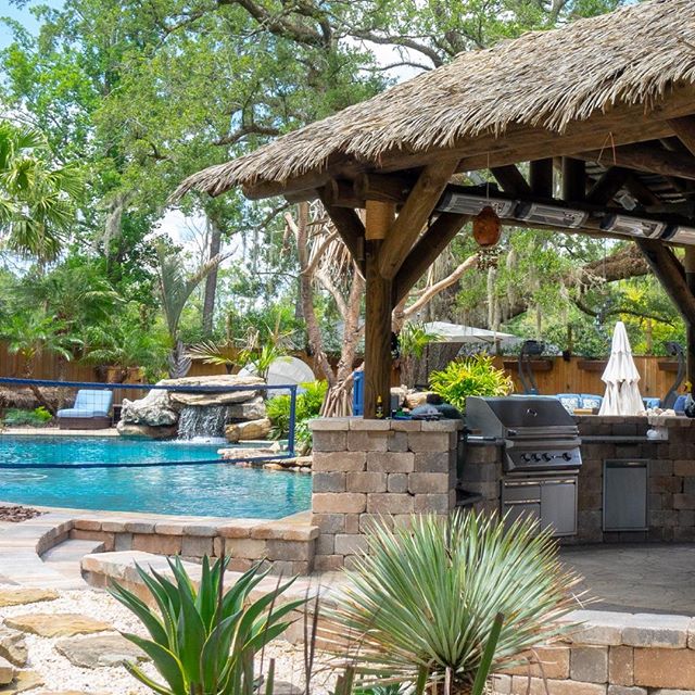 We hope everyone had an amazing Labor Day weekend with the people you like and love the most! ;) This pool was featured on Animal Planet's Insane Pools: Off the Deep End. See link in bio for why they chose Twin Eagles outdoor kitchens (and why we pro