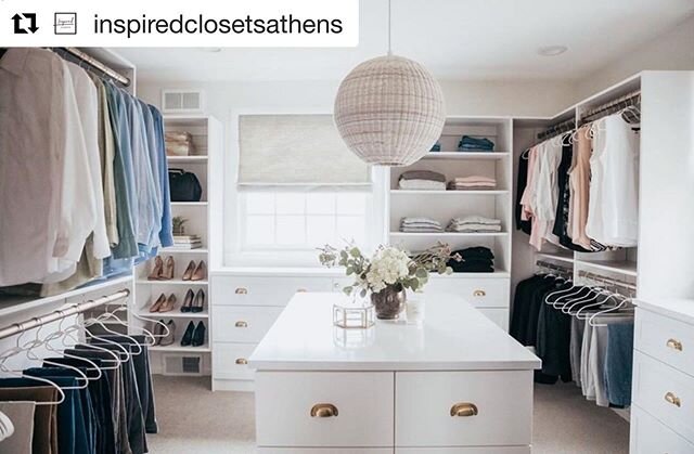 #Repost @inspiredclosetsathens ・・・
Y'all!! This closet is goals. Did you know that more and more people are turning their extra bedrooms into closets (or dressing rooms as some call them)? Who else would like to get ready in this space everyday? 😍⁠

