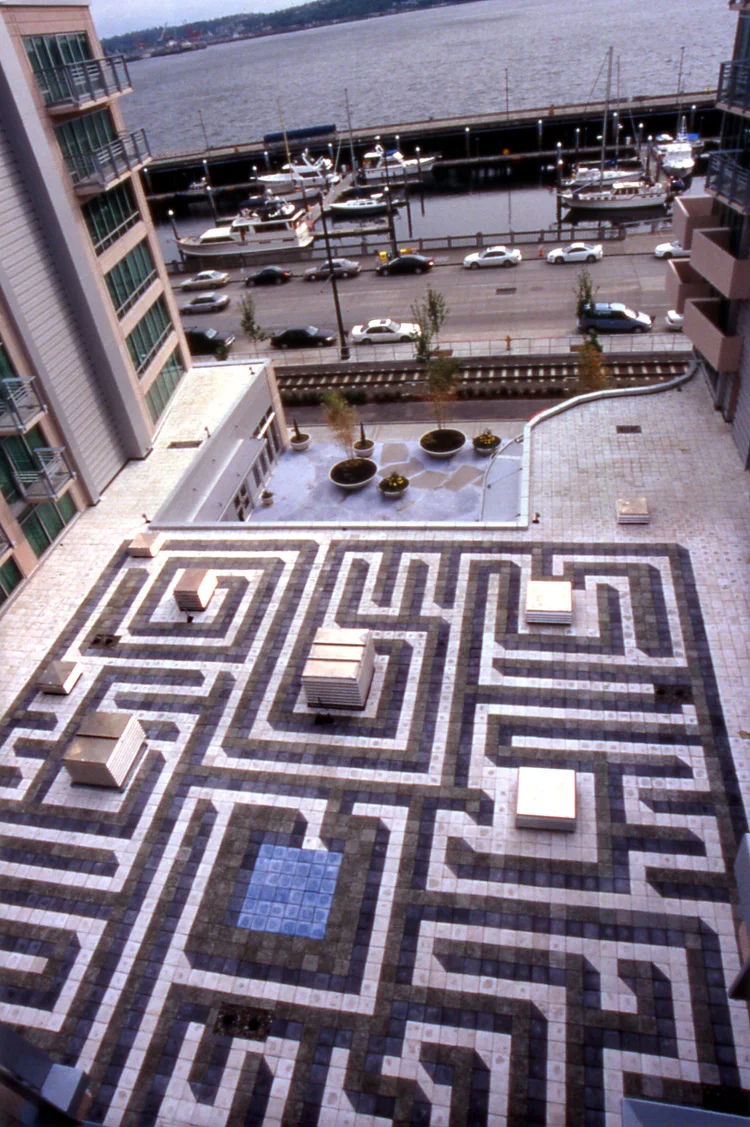 Shimmer Gardens_02.jpg