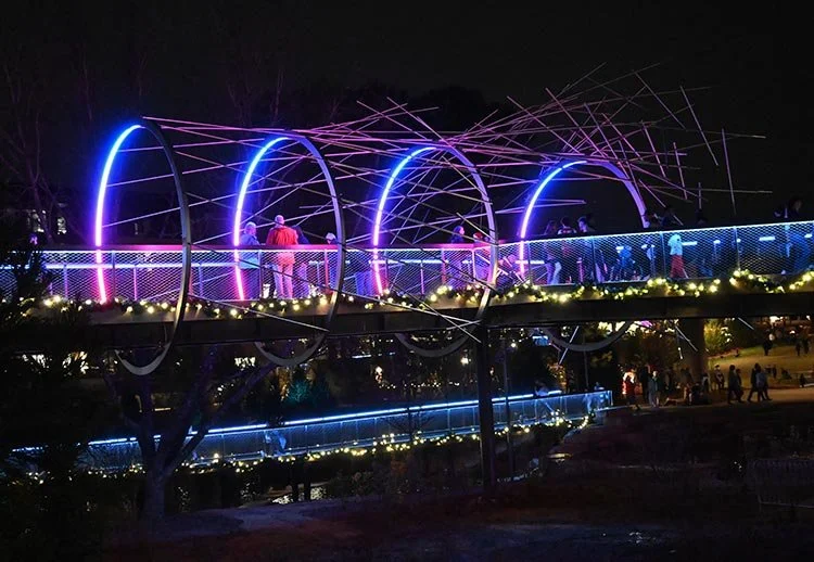 Light-Passage-side-holiday-lights.jpg