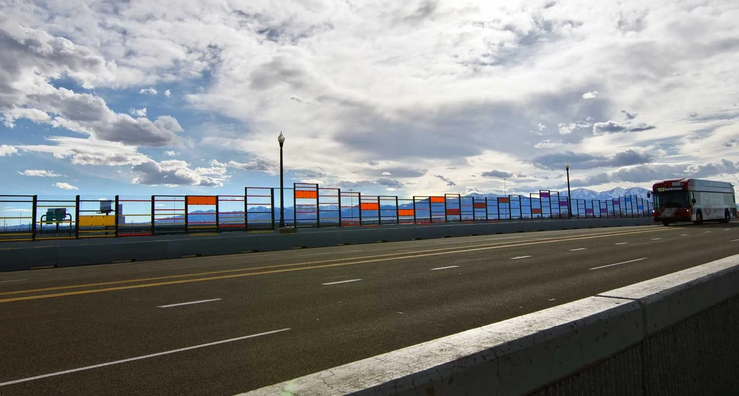 02-Fence-road-view-Strut.jpg