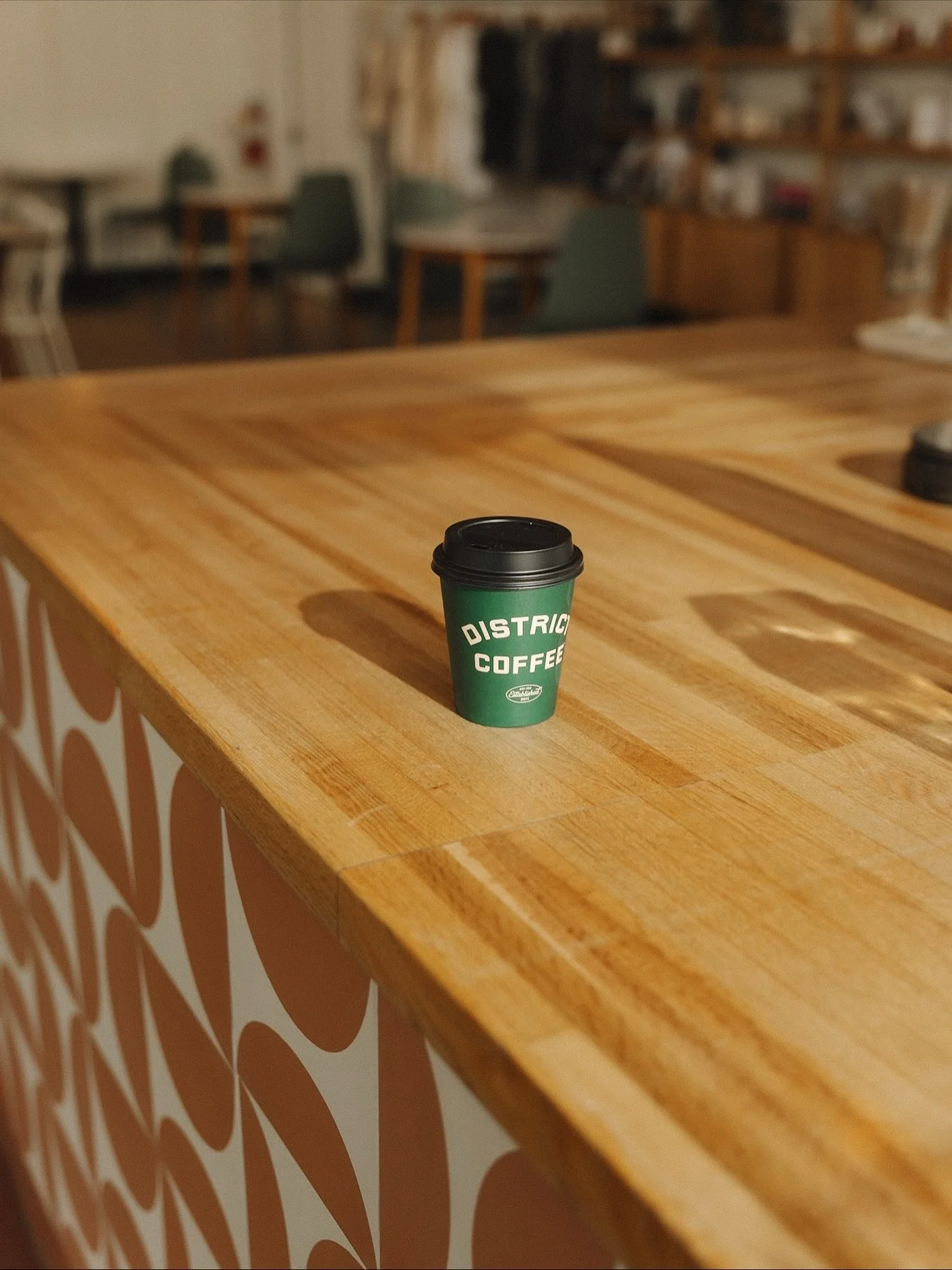 Giveaway Timeππ
This Saturday the District will be reopening. 
We are so excited for you to see our new space!!
So of course we have to do a giveaway!!
Winner receives $50 dollar gift card, New Mug, New District Tee, Bright Eye Coffee bag 
Here&r