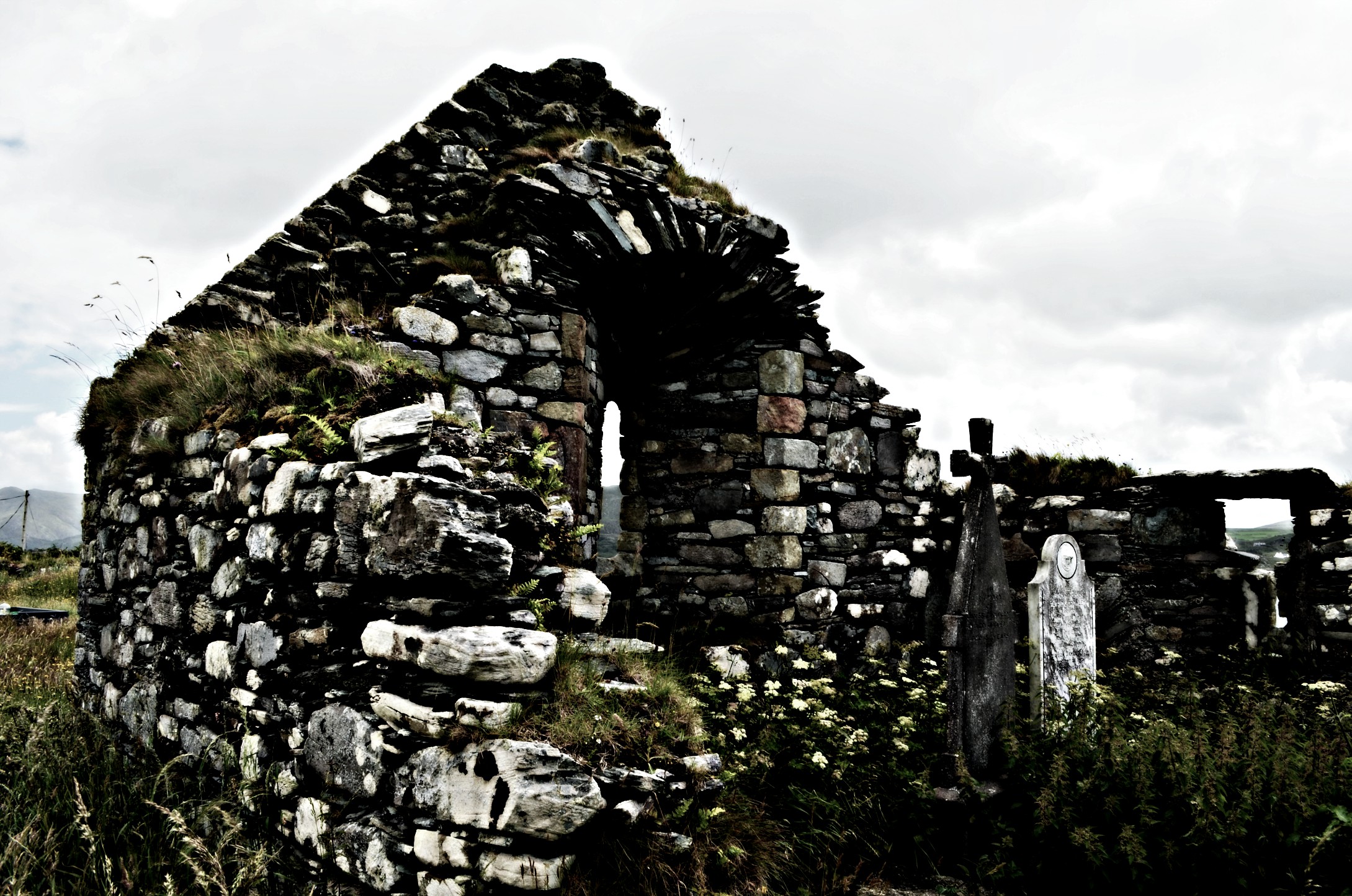 Kilcatherine Church and Graveyard, 7th century AD ©2015 Julie Christine Johnson