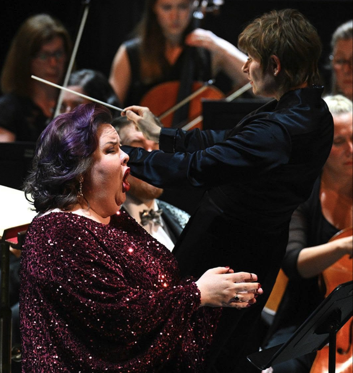 Soloist in DAS LIED VON DER ERDE