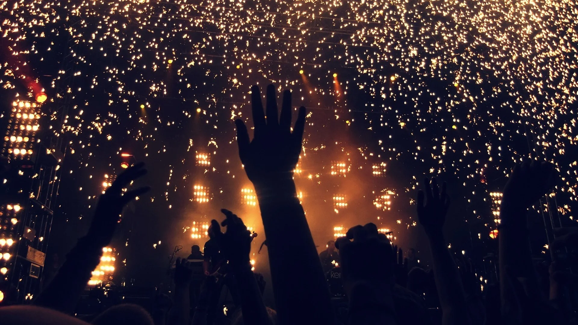 music-concert-1920x1080-wallpaper.jpg