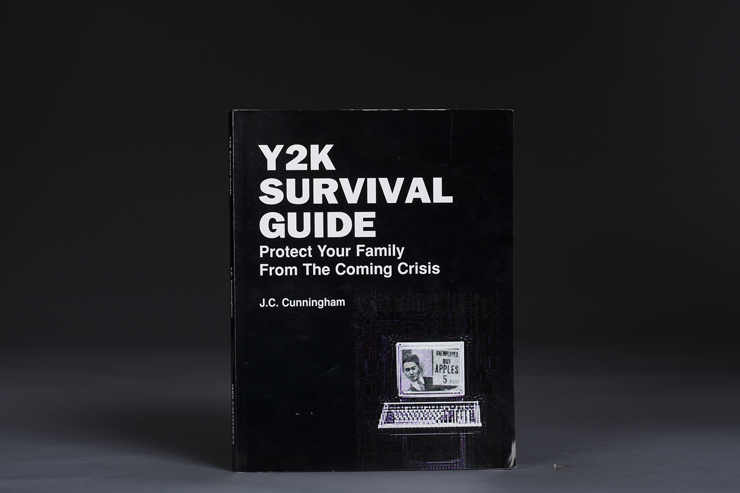 Y2K Survival Guide Protect Your Family from the Coming Crisis - 0986 Cover.jpg